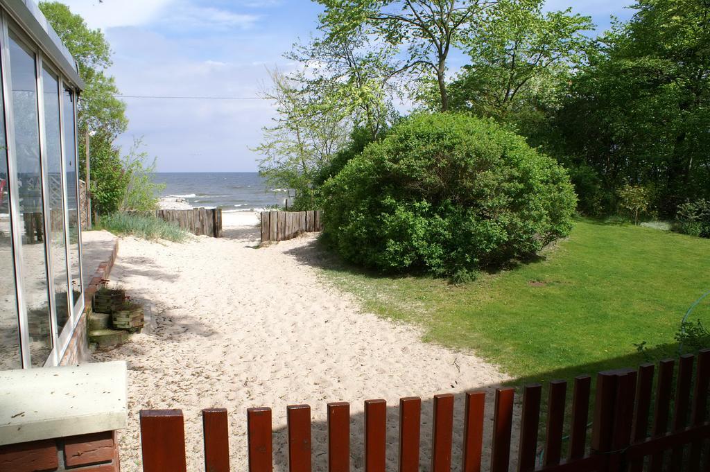 Patio Apartamenty I Pokoje Niechorze Bagian luar foto