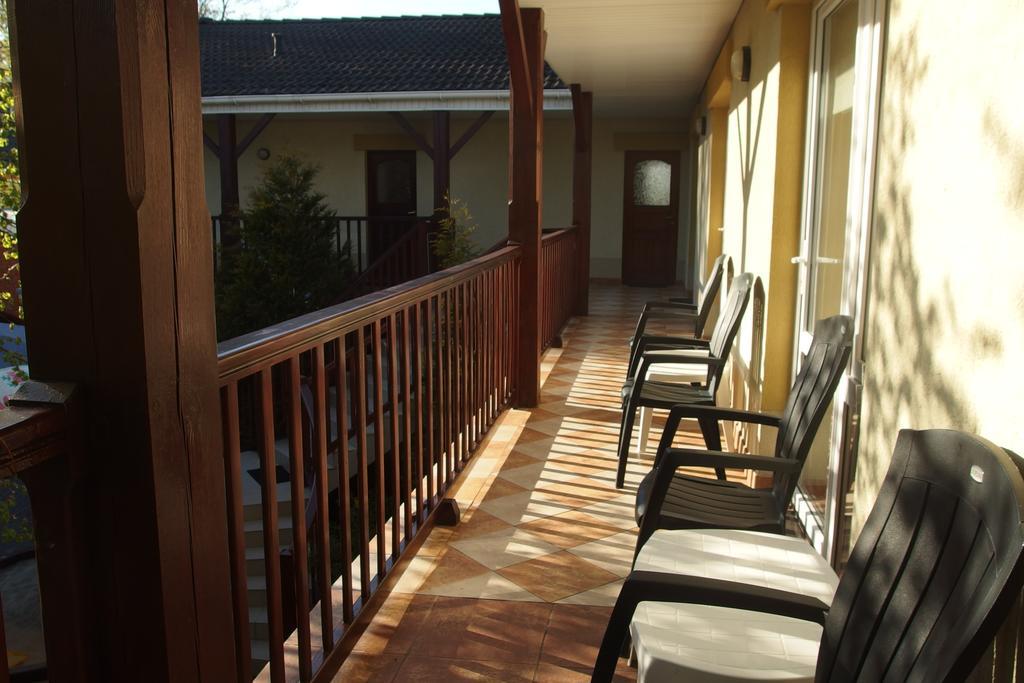 Patio Apartamenty I Pokoje Niechorze Bagian luar foto