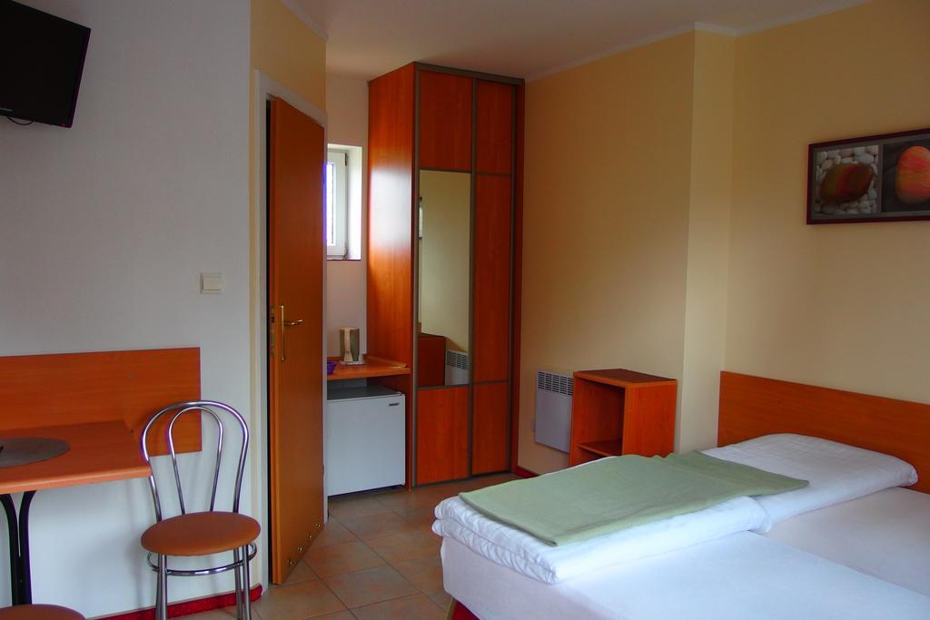 Patio Apartamenty I Pokoje Niechorze Bagian luar foto